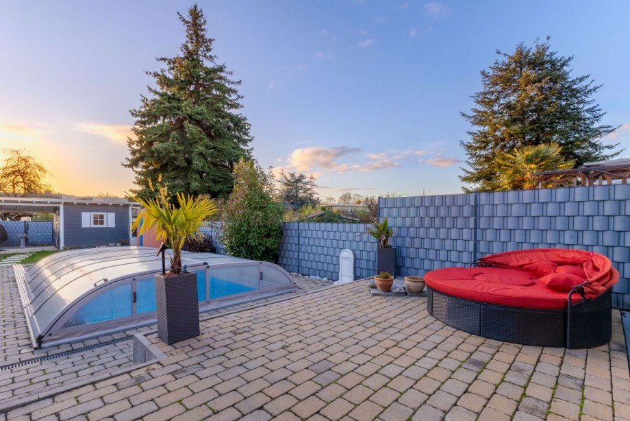 Terrasse & Pool Reihenmittelhaus Weinheim