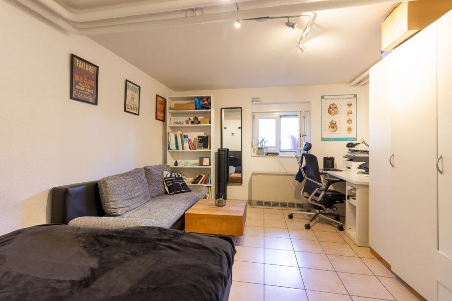Zimmer I Souterrainwohnung Heidelberg