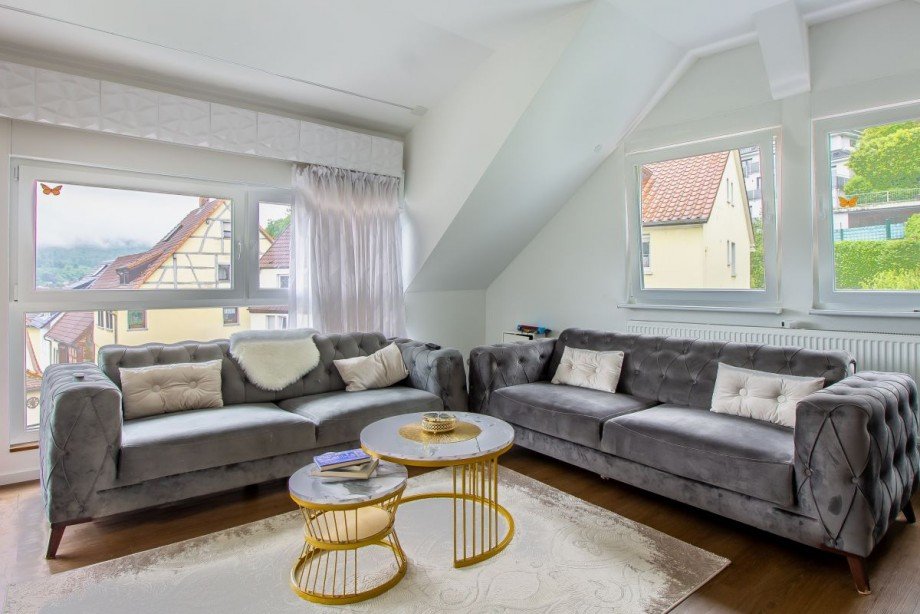Wohnzimmer Dachgeschosswohnung Neckargem�nd