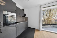 K�che inkl. Ger�te Hochwertiges Wohnen in der Villa Berg  Balkon & TG