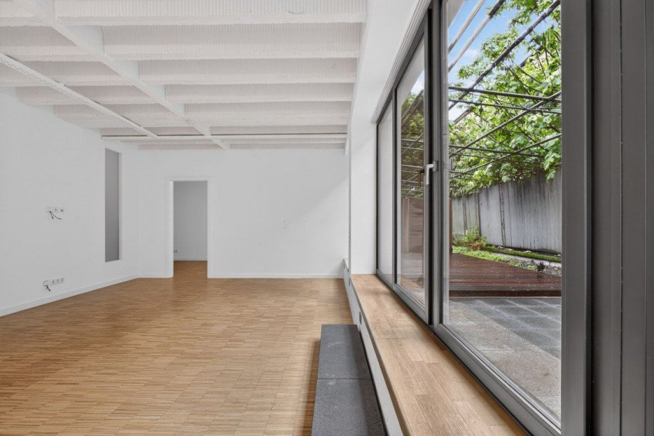 offener Wohnbereich mit gro�er Fensterfront Loft-Studio-Atelier Mannheim