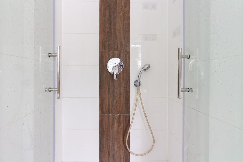 bodentiefe Dusche Dachgeschosswohnung Neckargem�nd