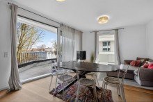 Essbereich 4 Hochwertiges Wohnen in der Villa Berg  Balkon & TG