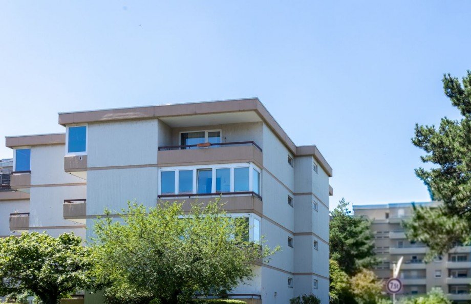 Hausansicht von der Stra�enseite Etagenwohnung Heidelberg